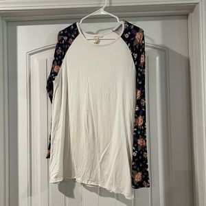 Matilda Jane Women’s L top.